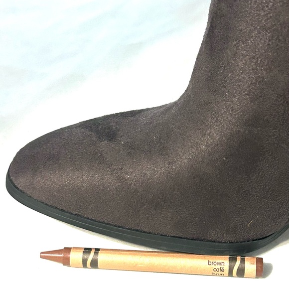 NWOB Size 8.5 Vince Camuto Tapley Brown Suede Over the Knee Thigh High Boots - Picture 8 of 14